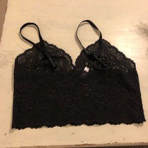 “Victoria Secret” bralette